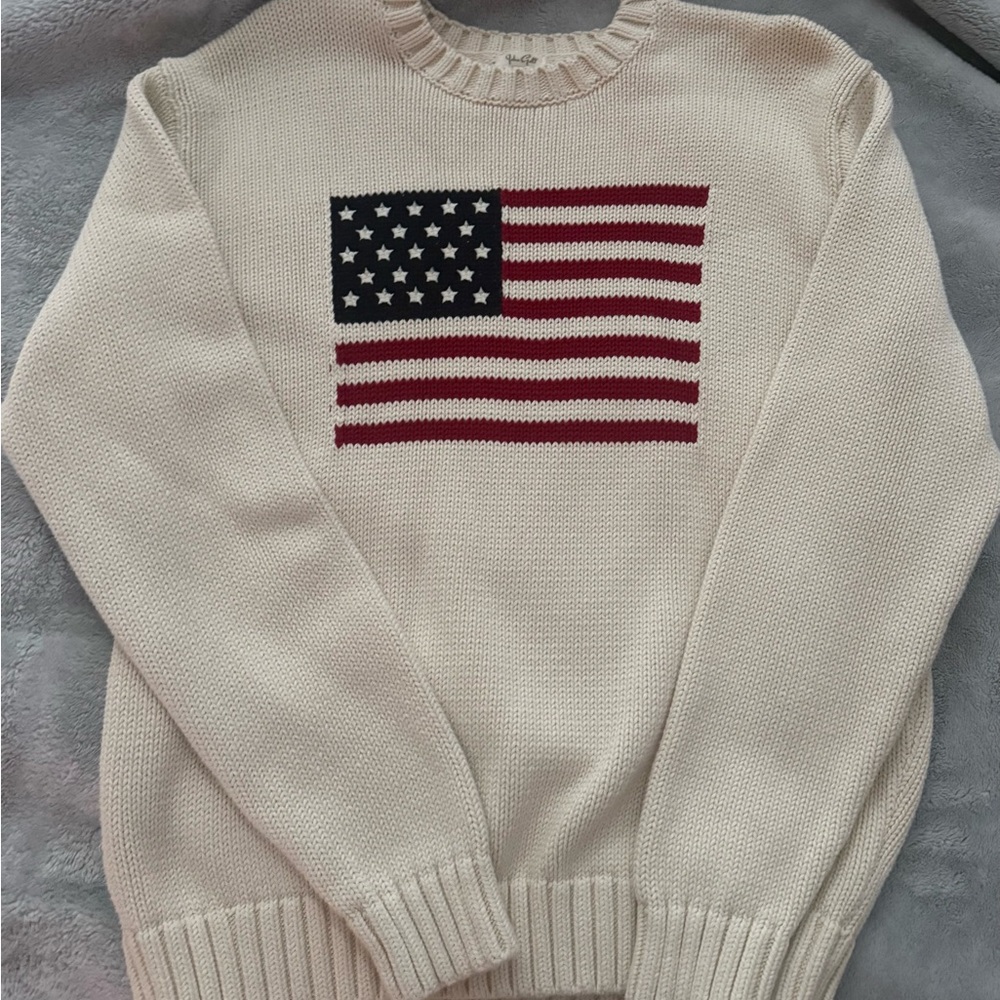 Brandy Melville sweater